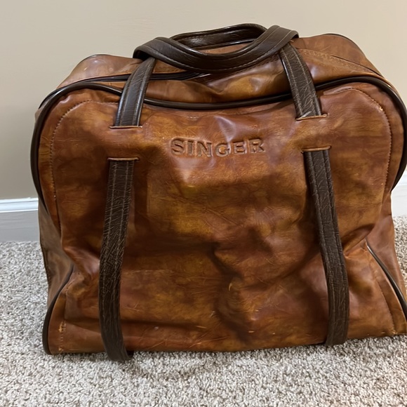 Vintage Singer Sewing Machine Travel Case - Picture 11 of 17